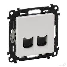 Розетка компьютерная без рамки Legrand Valena Life 2-м. RJ45+RJ45 5e белый, Legrand, купить, цена, доставка, безопасность фото 2 Розетка компьютерная без рамки Legrand Valena Life 2-м. RJ45+RJ45 5e белый Legrand — купить по цене от 2 215 ₽ | ПрофБезопасность фото 2