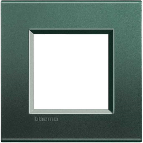 Рамка прямоугольная Legrand BTicino LivingLight 2 мод Зеленый шелк  Legrand — купить по цене от 2&nbsp;096 ₽ | ПрофБезопасность фото 2