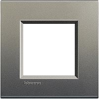 Рамка прямоугольная Legrand BTicino LivingLight 2 мод Серый шелк 