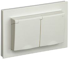 Розетка с заземлением IEK Brite РСбш12-3-44-БрКр 1-м. 2 мод. крышка шторки IP44 бежевый