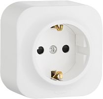 Розетка с заземлением накладная Legrand Quteo 1-м. белый