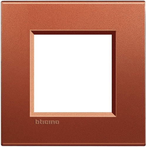 Рамка прямоугольная Legrand BTicino LivingLight 2 мод Красный шелк , Legrand, купить, цена, доставка, безопасность фото 2 Рамка прямоугольная Legrand BTicino LivingLight 2 мод Красный шелк Legrand — купить по цене от 2 096 ₽ | ПрофБезопасность фото 2