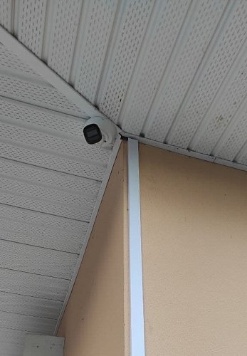 Установка системы видеонаблюдения на участок по периметру дома