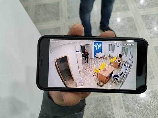Установка WiFi камеры в офисе