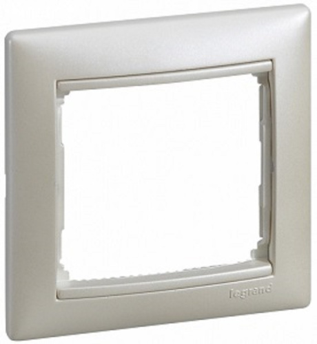 Рамка горизонтальная Legrand Valena 1-м. жемчужный Рамка горизонтальная Legrand Valena 1-м. жемчужный