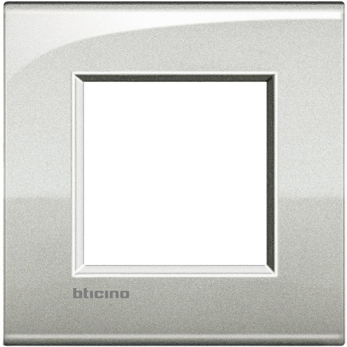 Рамка прямоугольная Legrand BTicino LivingLight 2 мод Серое небо картинка фото 2