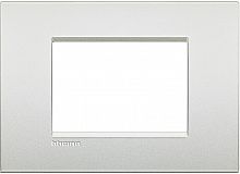 Рамка прямоугольная Legrand BTicino LivingLight 3 мод Белый жемчуг  картинка