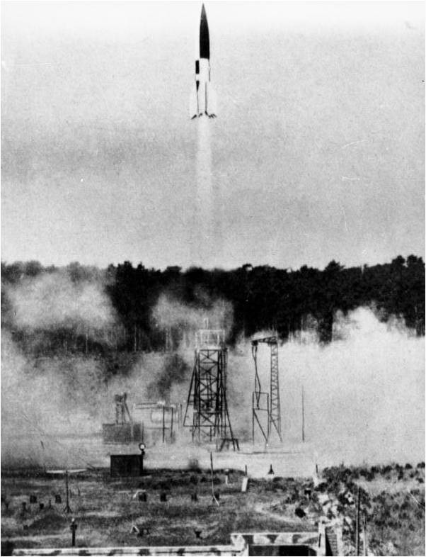 Запуск «Фау-2» летом 1943 года.jpg