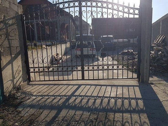 Установка автоматики для распашных ворот в Лазаревском районе